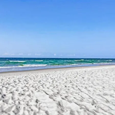 2 Bedroom Amazing In Holiday home *
