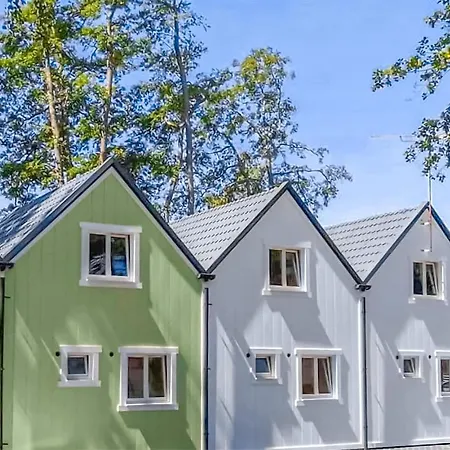 2 Bedroom Amazing In Miedzywodzie