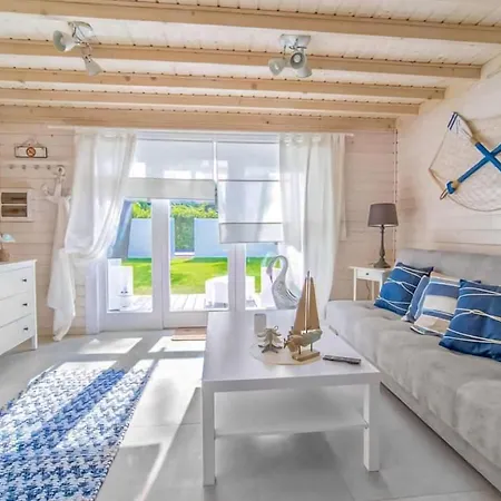 Tatil Evi Lovely In With Wifi Międzywodzie