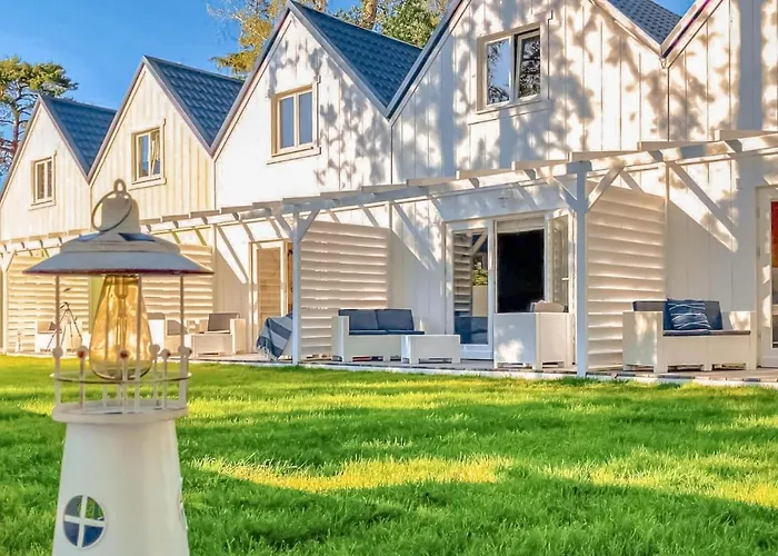 Prázdninový dům 2 Bedroom Amazing In Międzywodzie